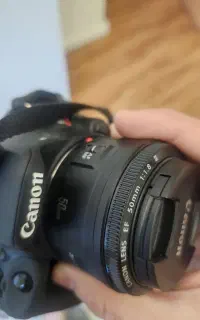 دوربین canon EOS 100D