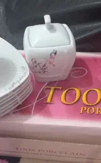 سرویس چینی طوس مشهد ۹۲پارچه استفاده نشده ۱۲نفره