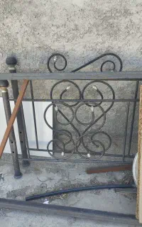 تخت فلزی تک نفره