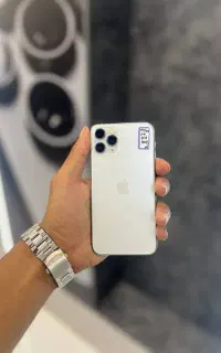 iPhone ۱۱ pro  در حد نو