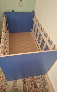 تخت وکمد