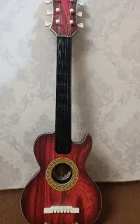گیتار نو فقط جعبه نداره