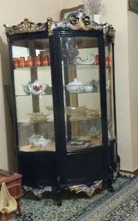 بوفه ویترینی بزرگ