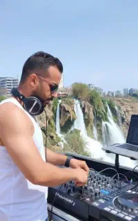 دی جی مراسمات تولد عروسی نامزدی