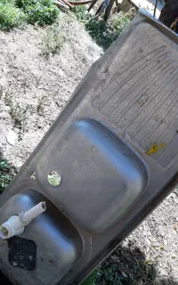سینک وپنجره