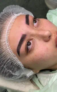 زیبایی طبیعی بدون آرایش روزانه