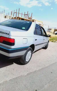 پژو۴۰۵GLX