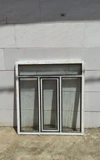 پنجره آلومینیومی چکش خوار