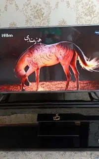 تلویزیون الجی ۴۹ اینج همراه میز