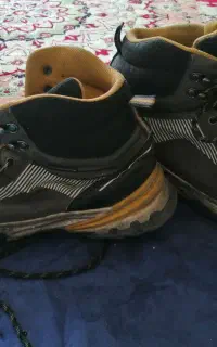 «کفش کوهنوردی هایلند کریک سایز۴۴».
