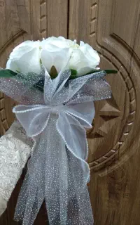 دست گل عروس کرایه فقط ۳۰۰