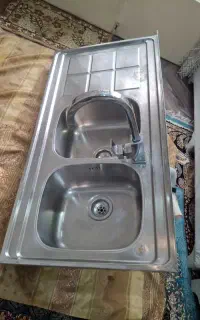 سینگ دو قلو تر و تمیز و شیر فانتزی و سیفون و شلنگ