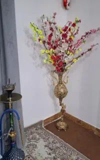 گلدان و گل