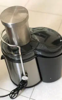 آبمیوه گیری ناسا در حد نو