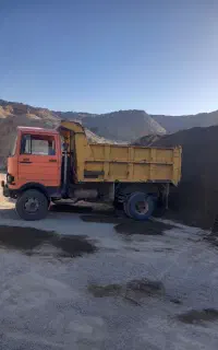 خاور کمپرسی فروشی مدل ۸۹ زیر بندی ۸۰۰ المانی )