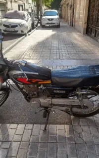 هوندا 125 مدل 82