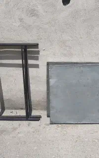 میز آهنی با پایه تاشو