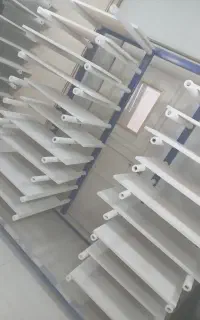 استخدام شاگردنقاش