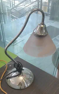 چراغ مطالعه استیل