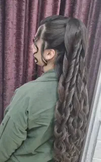 شینیون ، بافت و سشوار ویو آماده همکاری با سالن