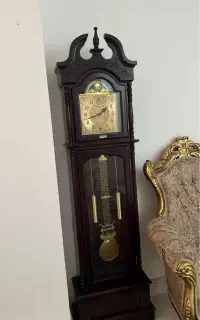 ساعت ایستاده