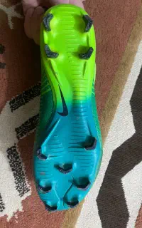 کفش فوتبال