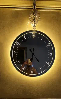 ساعت آینه ای چراغ دار