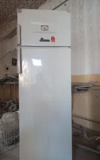 آب گرمکن ایستاده یخچالی ..کار کرده تمیز