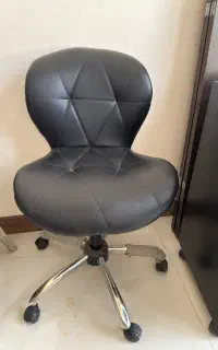 صندلی جک دار وترولی قفل دار نوی نو
