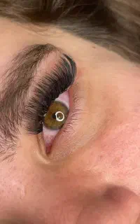آموزش مژه اکستنشن و کاشت مژه و لیفت و لمینت ابرو