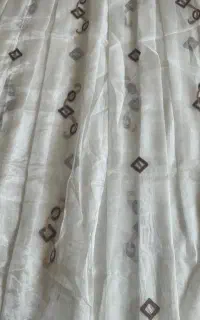 پرده حریر در حد نو