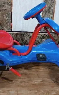 ماشین پدالی چهار چرخ