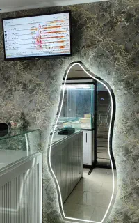 آینه آرایشگاه شیشه آینه دفرمه آینه شیشه بری