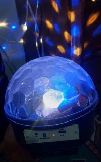 رقص نور اسپیکر دار