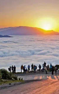 تور لحظه اخری فردا صبح جمعه