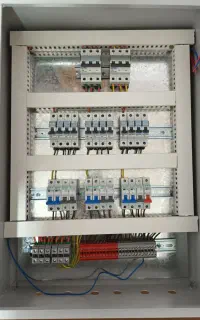 برقکار ساختمان مرندی