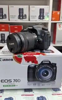 دوربین کارکرده canon 70d kit 18-135 (شات ۱۱ هزار)