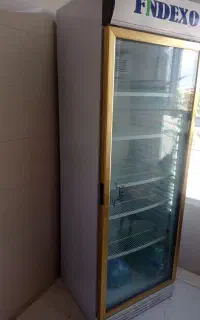 یخچال نوشابه