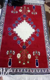 فرش دستبافت تمیز وبدون زدگی