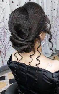 میکاپ و شنیون تخصصی عروس و همراهی