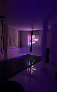هوم جیم سارا فلکس