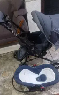 کالسکه و کریره استفاده نشده تو انبار بوده