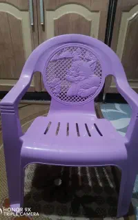 دو عدد صندلی  جنس پلاستیک ناصر نو