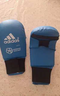 دستکش کاراته