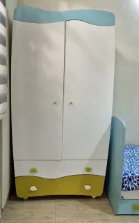 تخت نوجوان و کمد