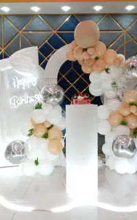 اجرای بادکنک‌آرایی برای مراسم و افتتاحیه ها