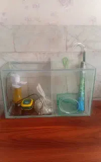 آکواریم با وسایل