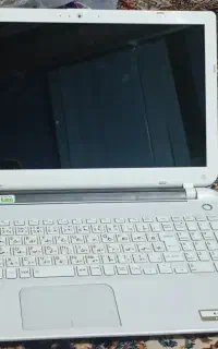 لب تاب توشیبا
