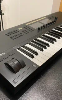 کیبورد Komplete Kontrol S49 MK2