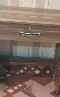 لوازم آموزشگاه در حد نو(صندلی دانشجویی و انتظار..)